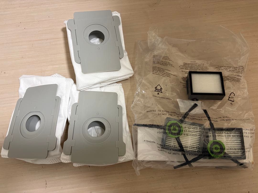 ルンバ j7＋ 予備のブラシなどもおつけします