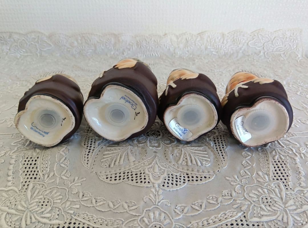 入手難 アンティーク Goebelゲーベル 修道士のフンメル人形 ４点セット