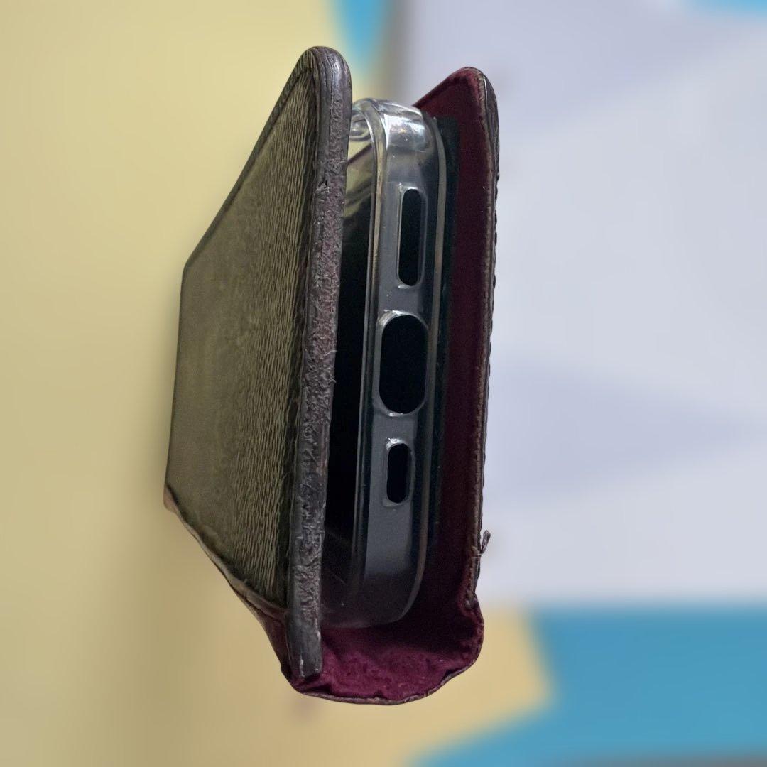 ルイ・ヴィトン iPhone手帳型ケース