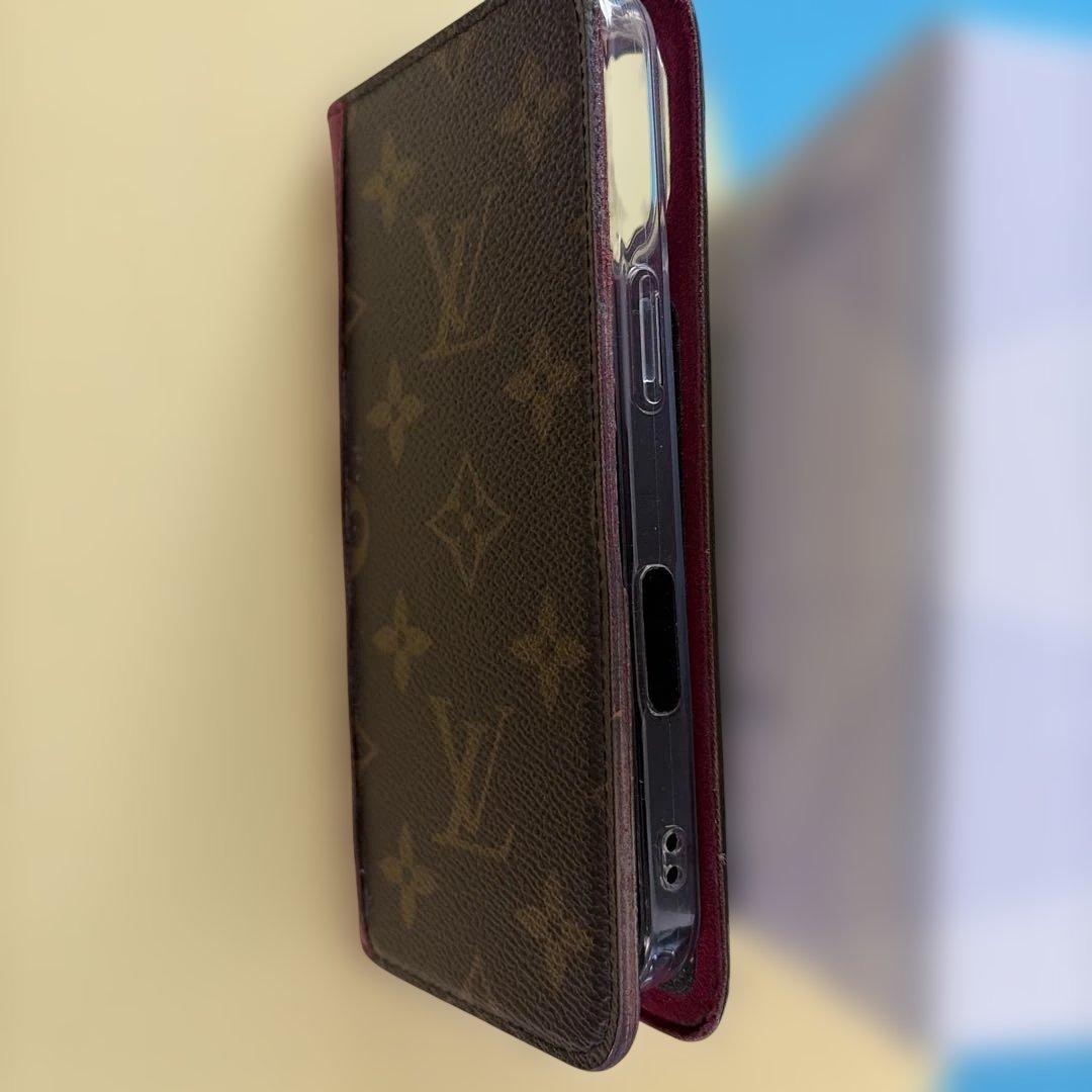 ルイ・ヴィトン iPhone手帳型ケース