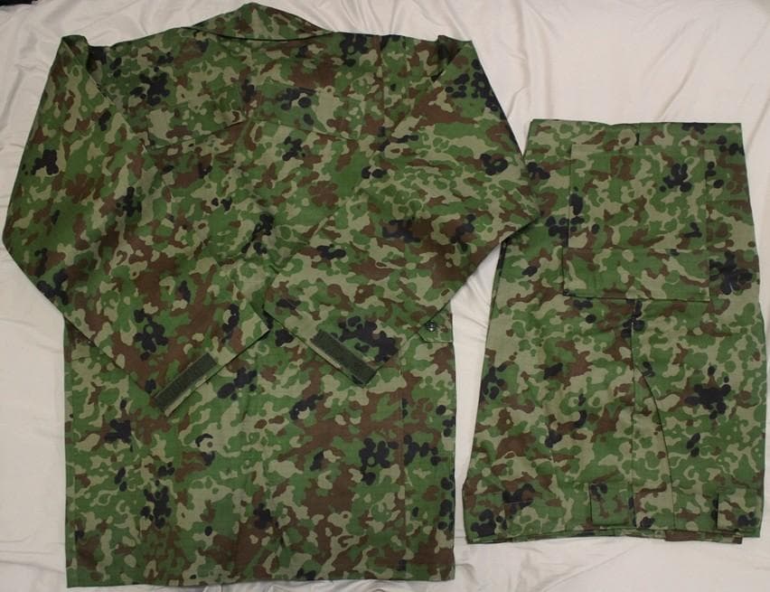 陸上自衛隊迷彩生地、ハギレに　ミリタリーBDU（サイズ１A）、装備自作に