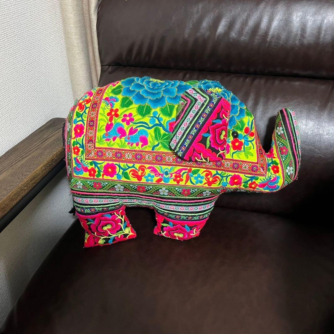 ゾウ クッション エスニック アジアン カラフル 花柄 タイバンコク インテリア