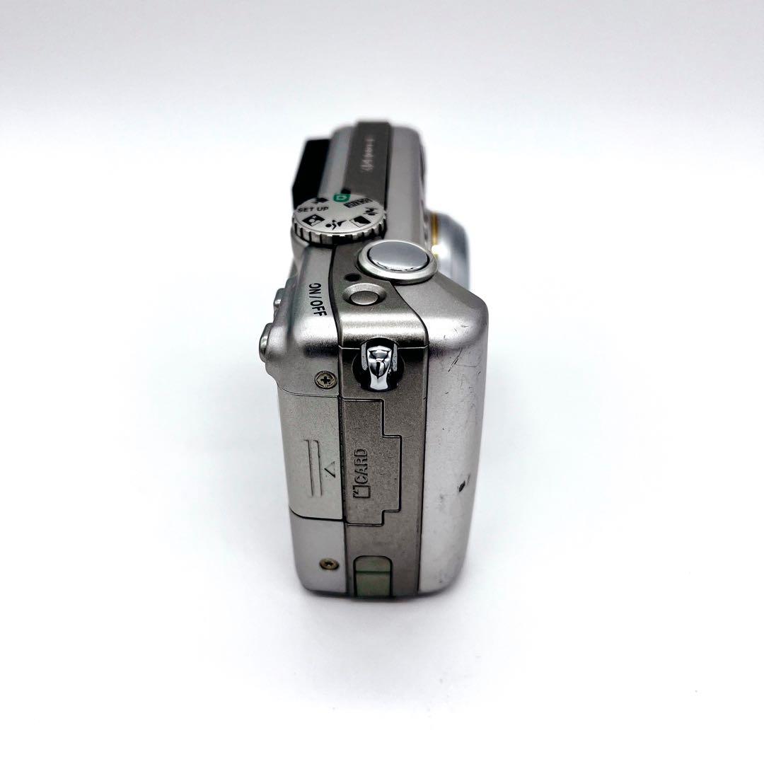 Nikon COOLPIX 5200 シルバー コンパクトデジタルカメラ　箱付