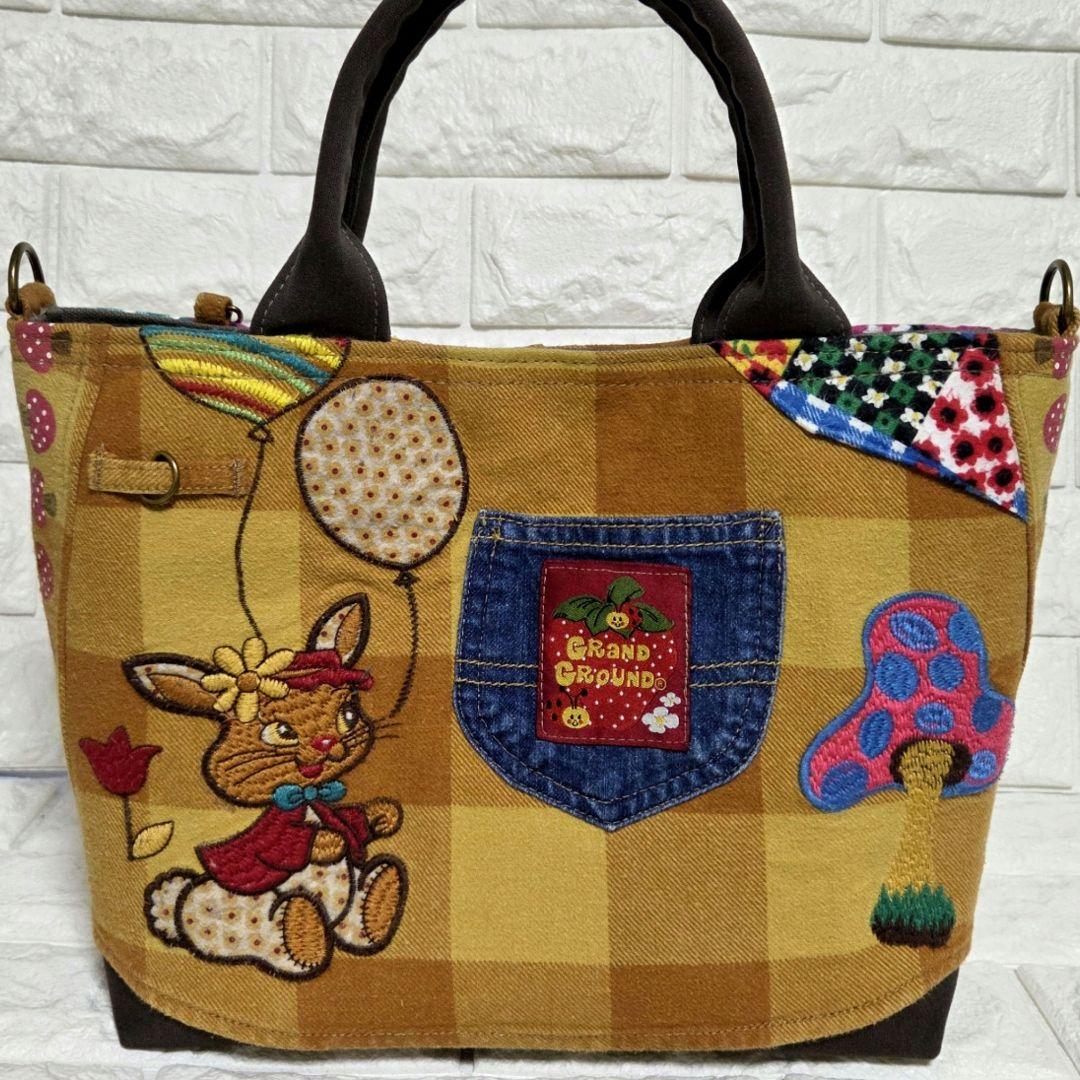 920 デニム＊リメイク＊刺繍＊バッグ＊トートバッグ