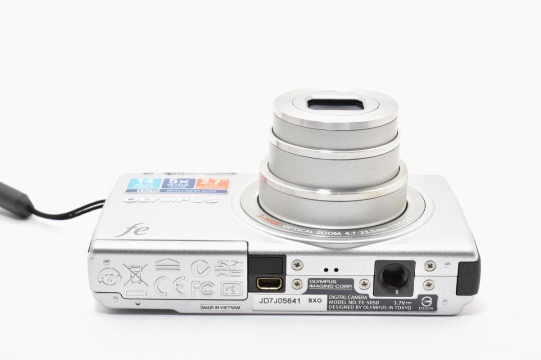 《 美品 》　オリンパス　OLYMPUS FE-5050 シルバー　動作OK