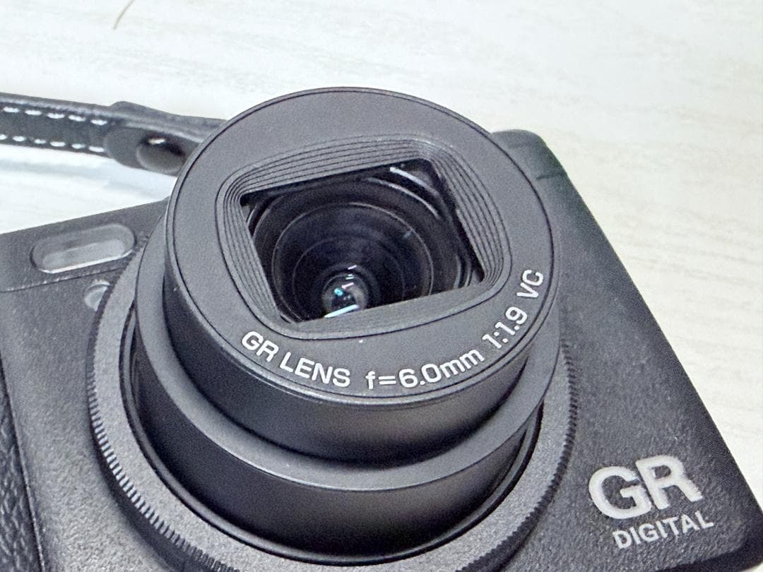＜1120＞ショット数極小 極上品 RICOH GR DIGITAL IV