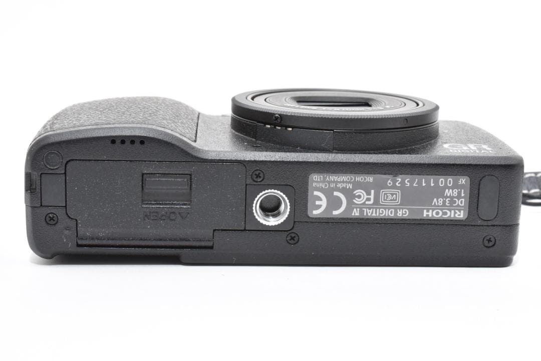 ＜1120＞ショット数極小 極上品 RICOH GR DIGITAL IV