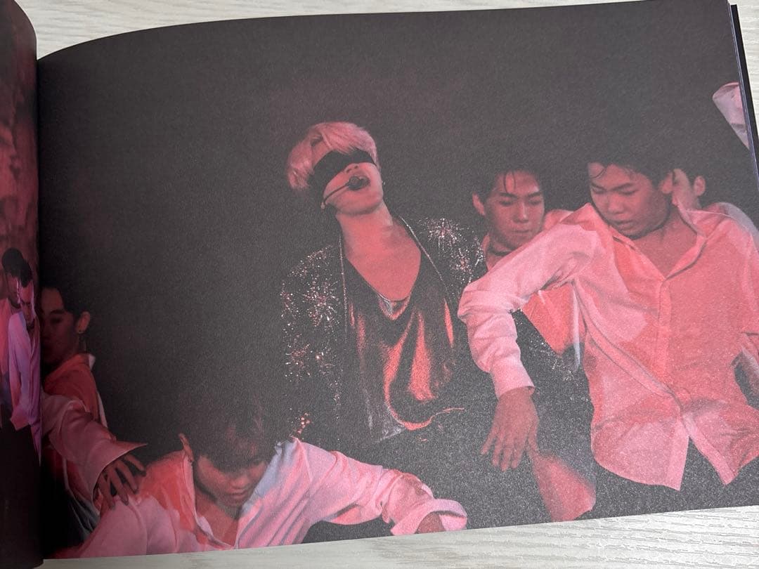 BTS WINGS TOUR FINAL 公式エッセイブック　ジミン トレカ付