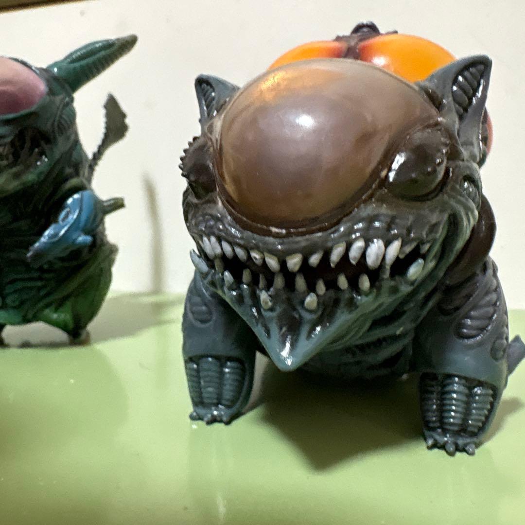 異形のピカチュウ フシギダネ エイリアン コラボ　フィギュア