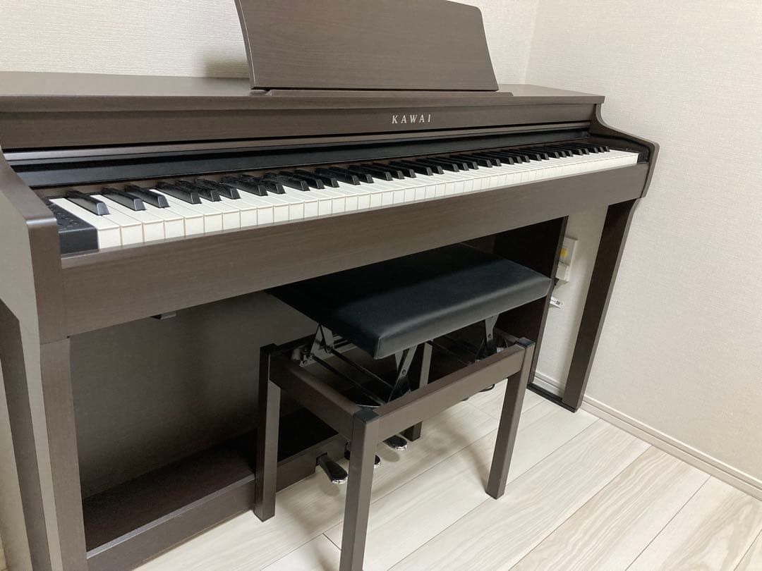 美品！　KAWAI 電子ピアノ CN29DW お値段交渉などのご相談のります。