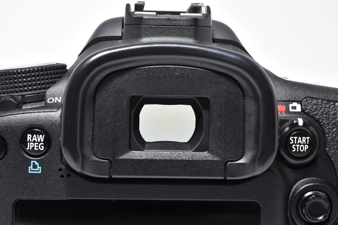 美品 Canon EOS 7D 使用率7％ 9476