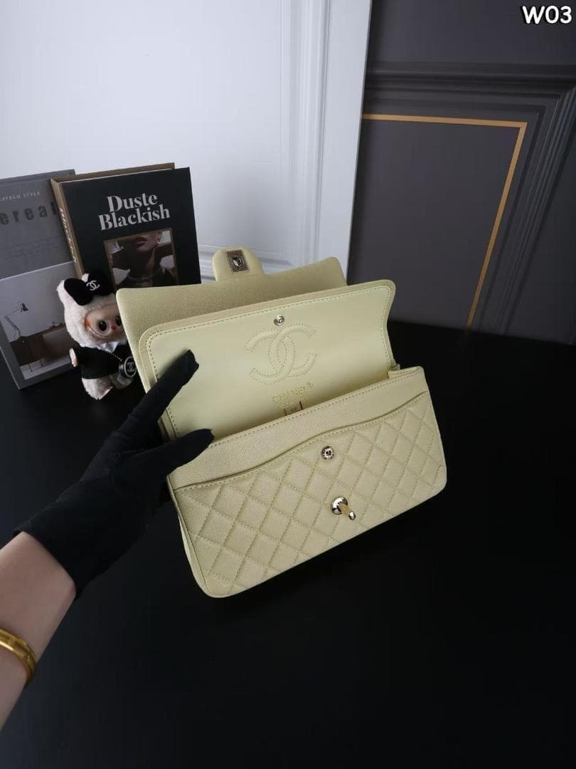 即日発送します シャネル CHANEL キャビアスキン ショルダーバッグ 25