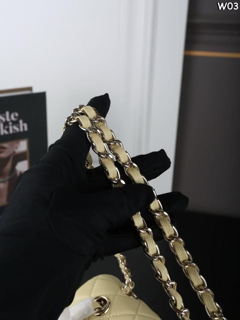 即日発送します シャネル CHANEL キャビアスキン ショルダーバッグ 25