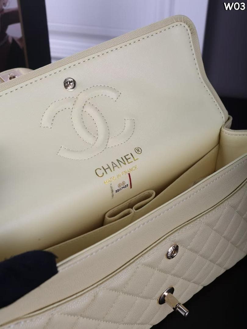 即日発送します シャネル CHANEL キャビアスキン ショルダーバッグ 25