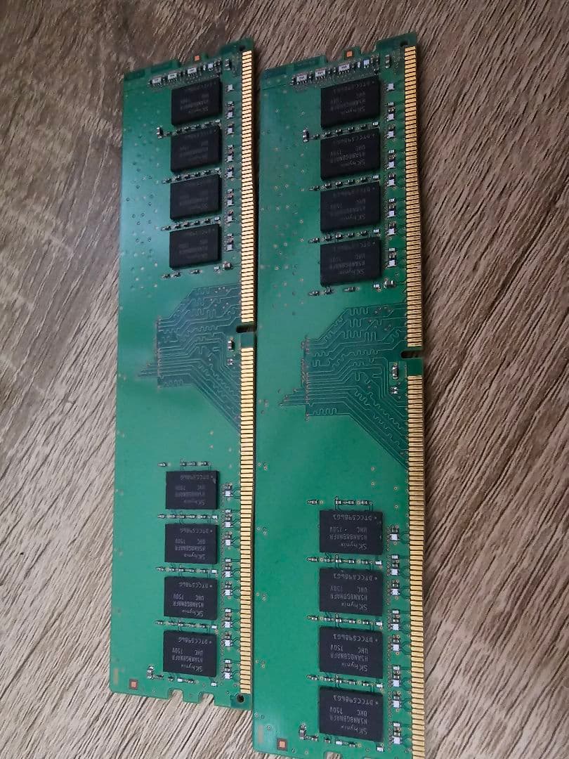 SK hynix 8GB ×2 計 16GB DDR4 2400 メモリ
