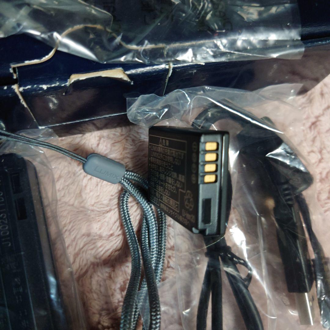 LUMIX DC-VARIO 3Dコンパクトデジタルカメラ1210万画素 未使用