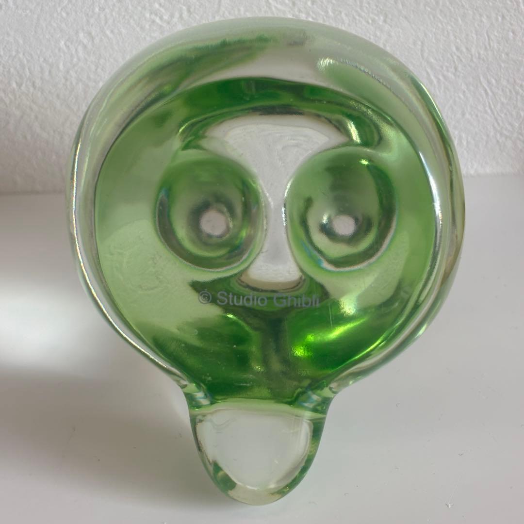 とうめいな小トトロ きみどり