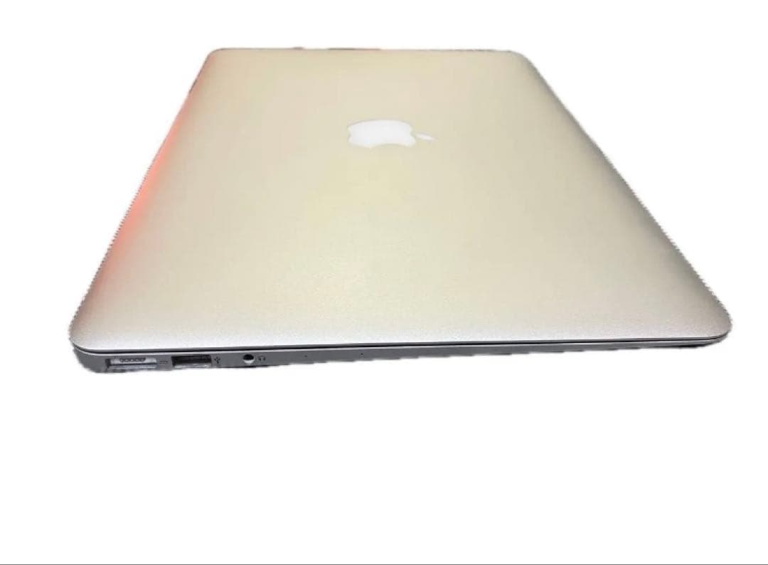 MacBook Air 13inch Core i5 8GB 仮想マシン