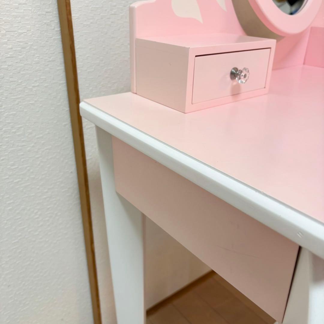 女の子　椅子付きドレッサーセット