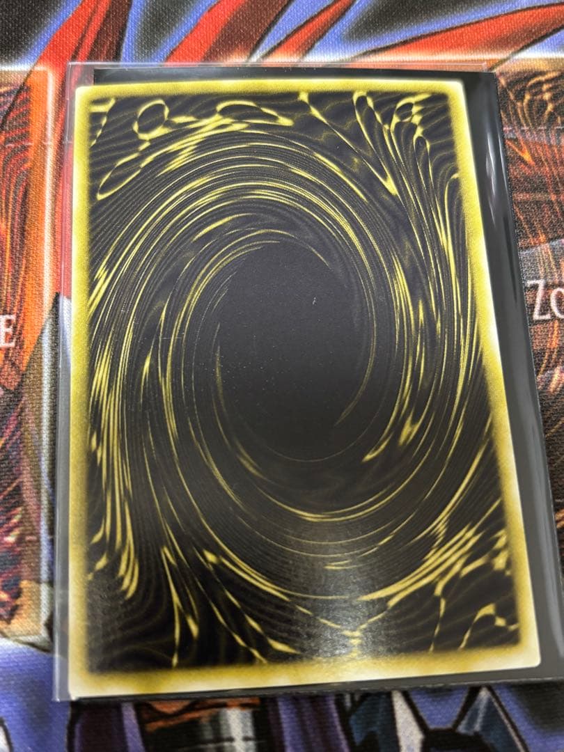 遊戯王 オシリスの天空竜 オベリスクの巨神兵 ラーの翼神竜 GBI 三幻神 ウル