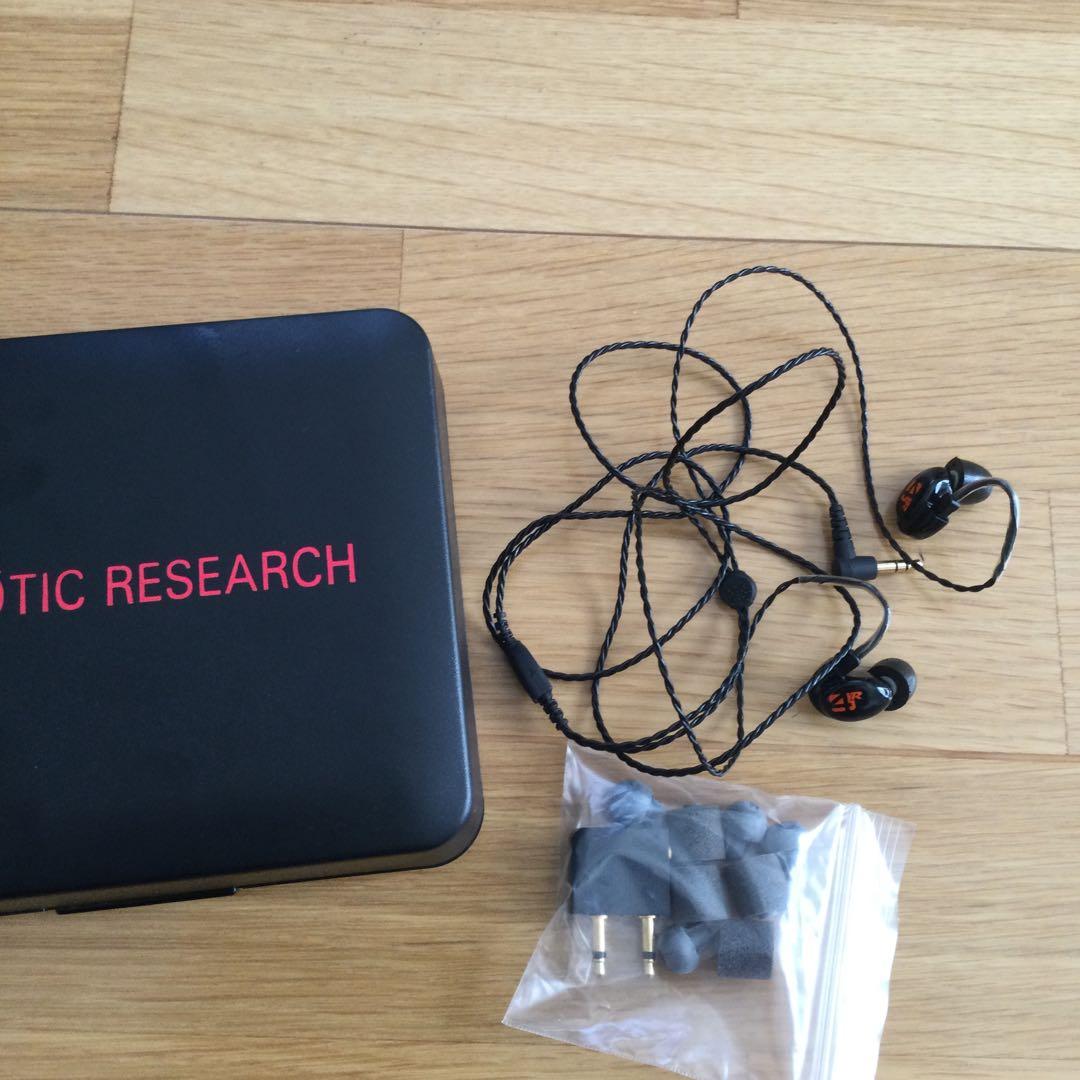 Westone 4R有線イヤホン 交換可能イヤーチップ付