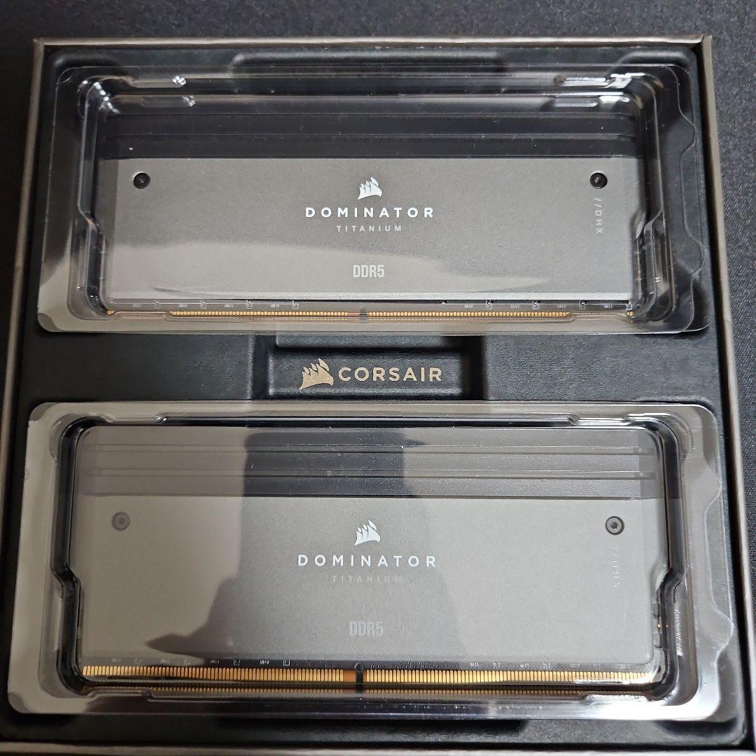 メモリー CORSAIR DOMINATOR TITANIUM DDR5 64GB