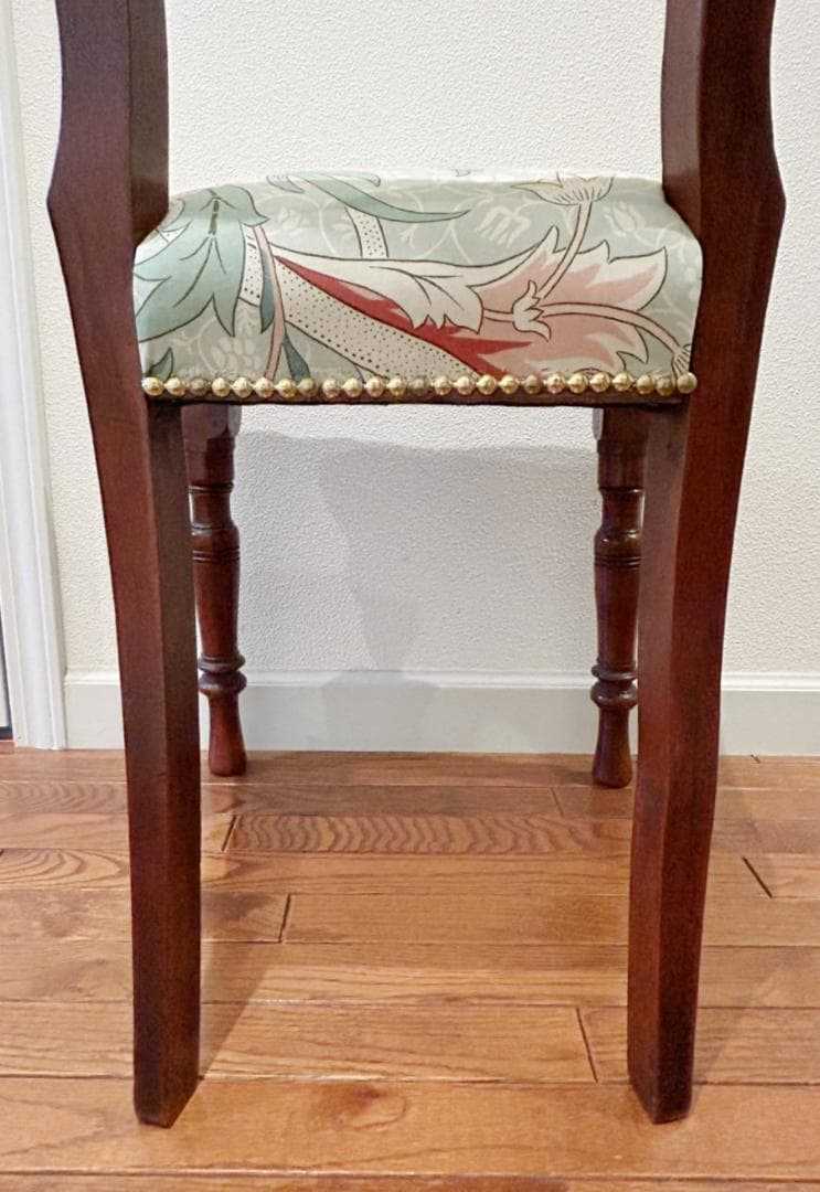 イギリス バルーンバックチェア アンティーク 座面布地張り替え済み １脚