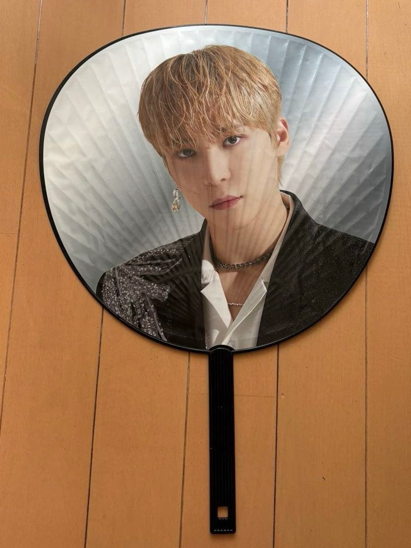 ATEEZ YUN HO うちわ×3 photoカード3枚 計6点セット