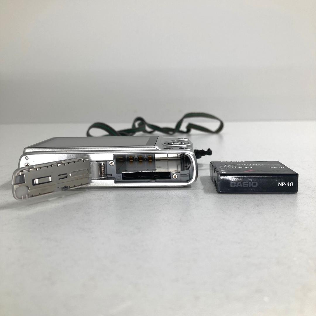 CASIO　コンパクトデジタルカメラ　EXILIM ZOOM EX-Z100