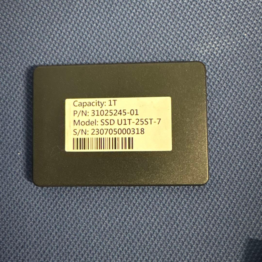 BUFFALO SSD-PG1.0U3-BC 1TB中身のみ(中古品)