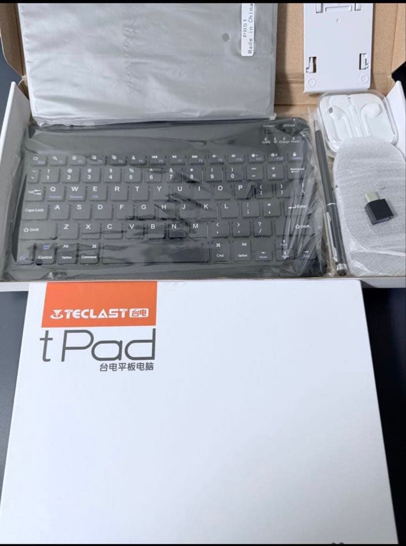 Teclast P85 T 8インチタブレット新品未使用