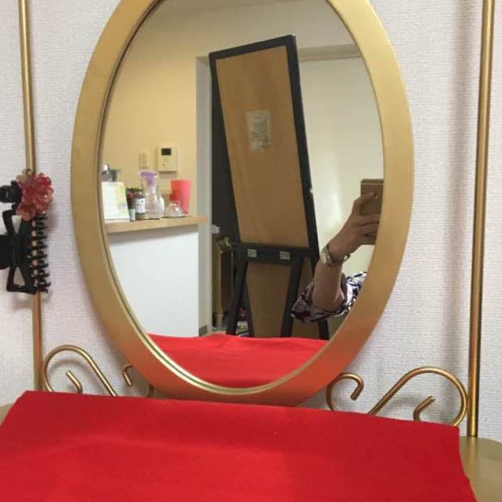 金色のラグ的ドレッサー早い者勝ち 値下げしま