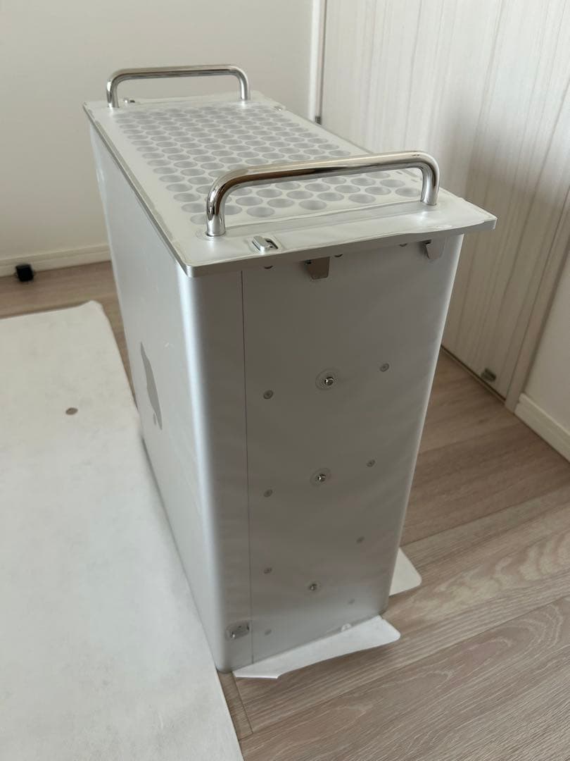 【未使用 新品】Mac Pro Rack 2019 A2304