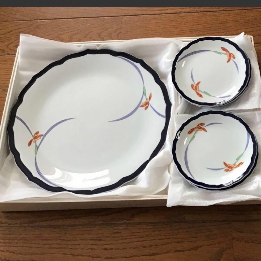 《新品》香蘭社　人気のオーキッドシリーズ　大皿、小皿セット