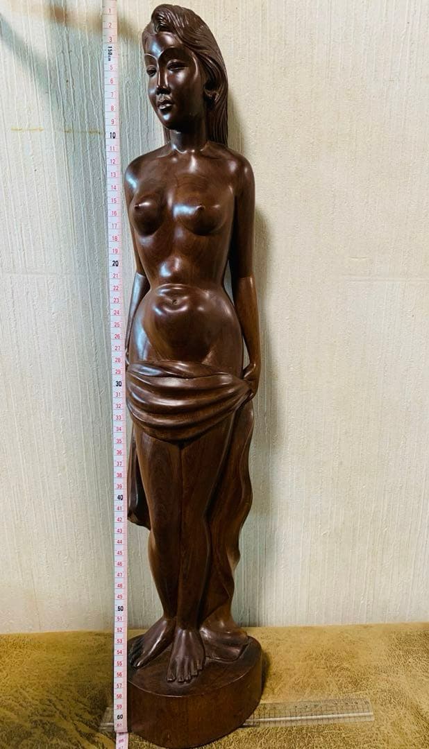 希少品　木彫り　木製 女性像 裸婦像 置物 オブジェ　バリ 工芸品　裸体　彫刻