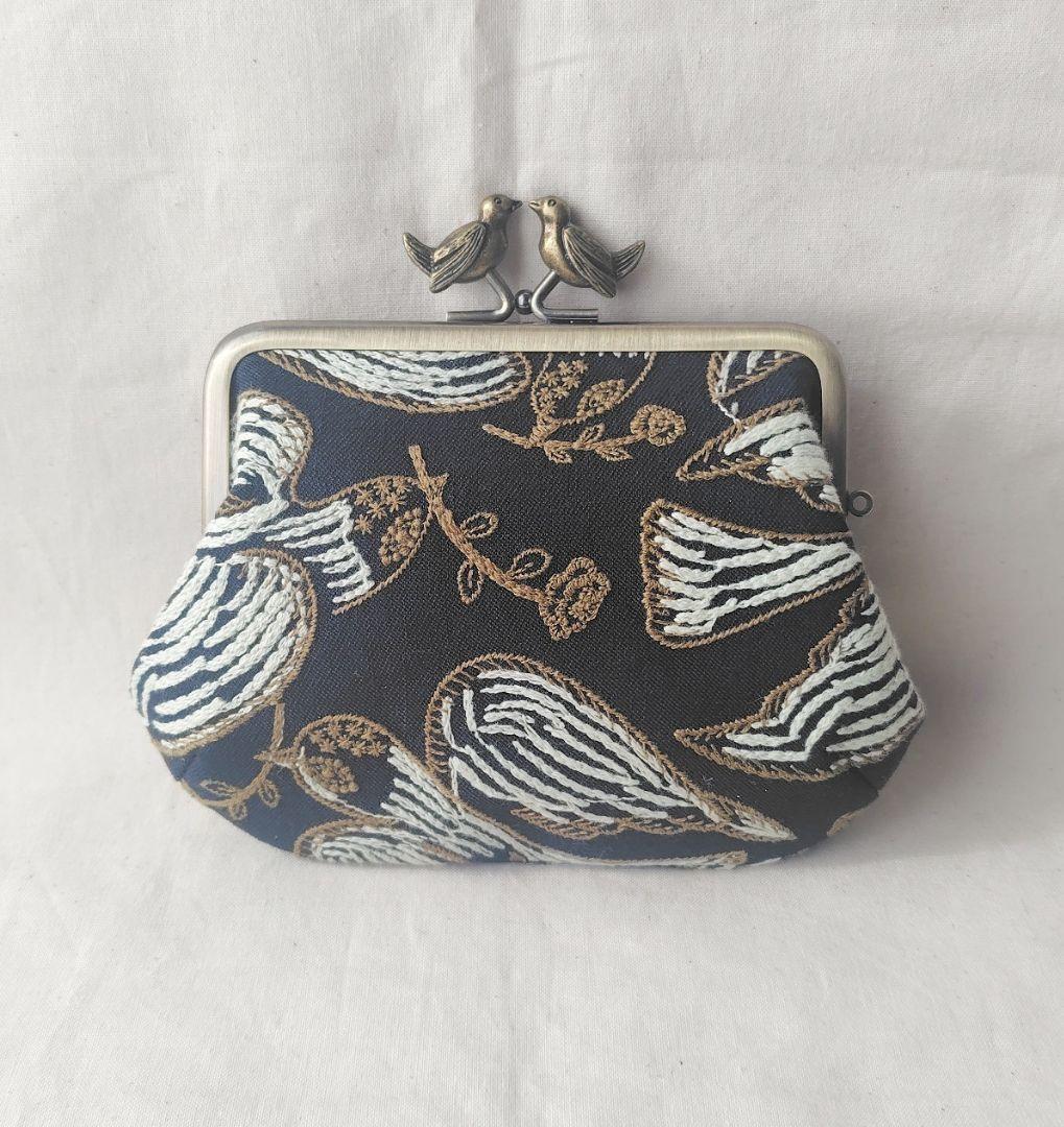 ミナペルホネン following day（navy）親子がま口 小鳥 財布