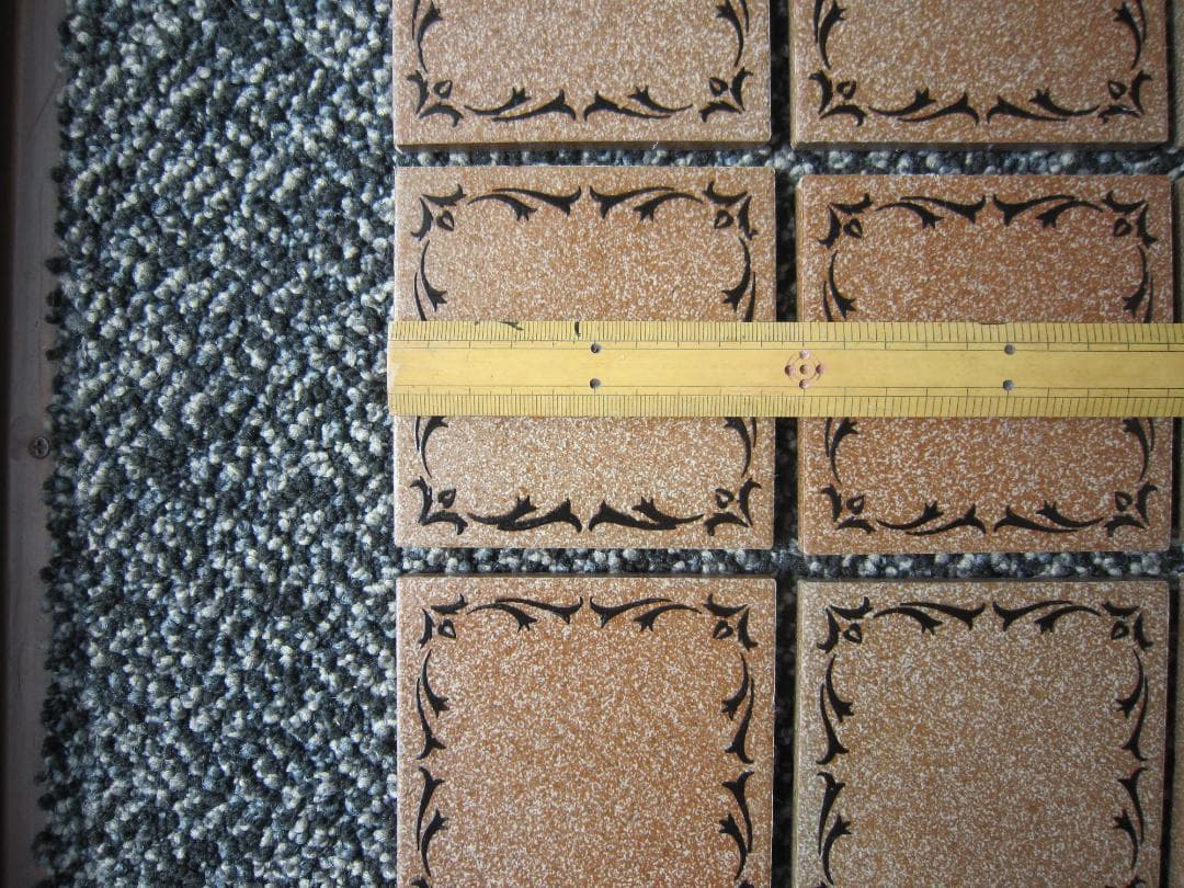 昭和６0年前後　廃盤モザイクタイル 縁回り釉薬花柄 20シートまとめて