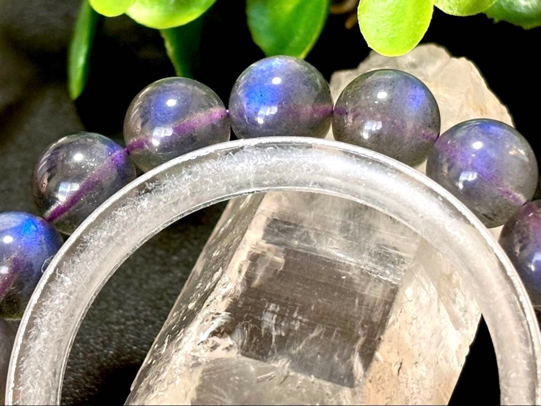 究極品質　超希少幻の色彩　神秘的な輝き　幻のロイヤルブルーラブラドライト　12㎜