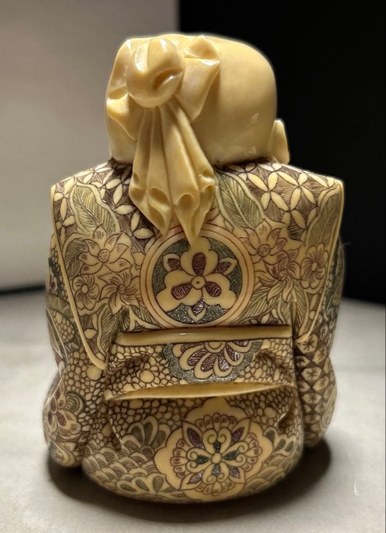 細密彫刻 象牙風 練り物 七福神 福禄寿/桃仙人 在銘：工芸・置物・オブジェ