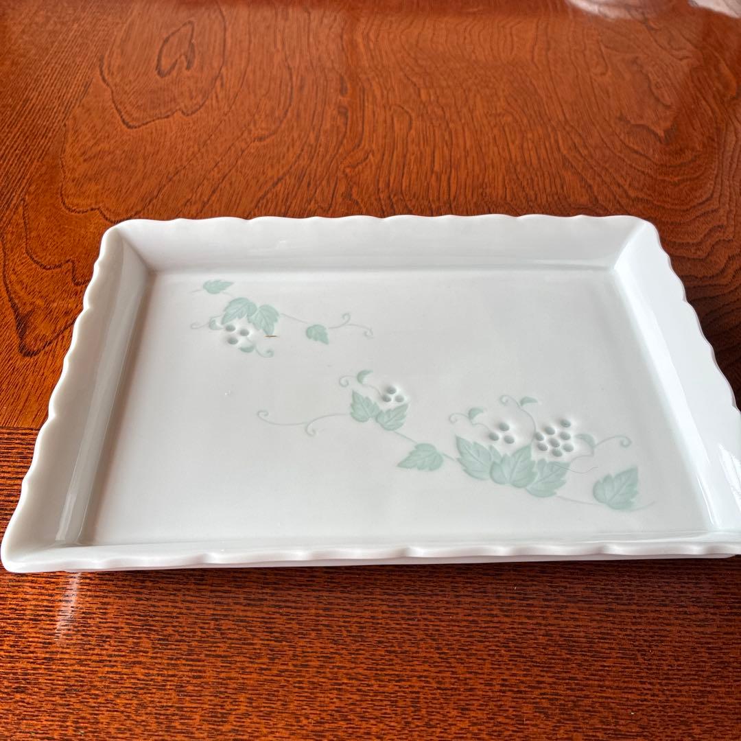 有田焼　宝祥窯　蛍象嵌彫　花柄食器セット 8点専用箱付き