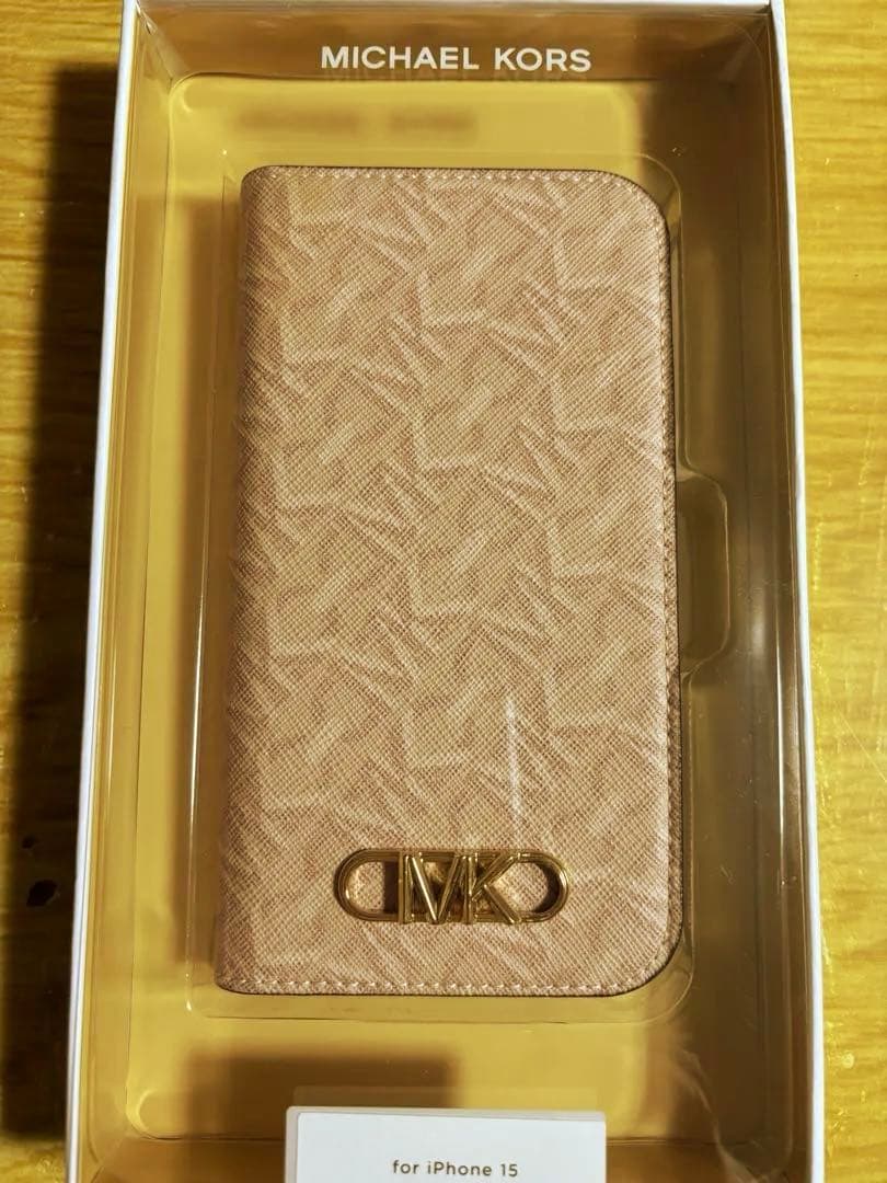 マイケルコース iPhone15 ケース ピンク