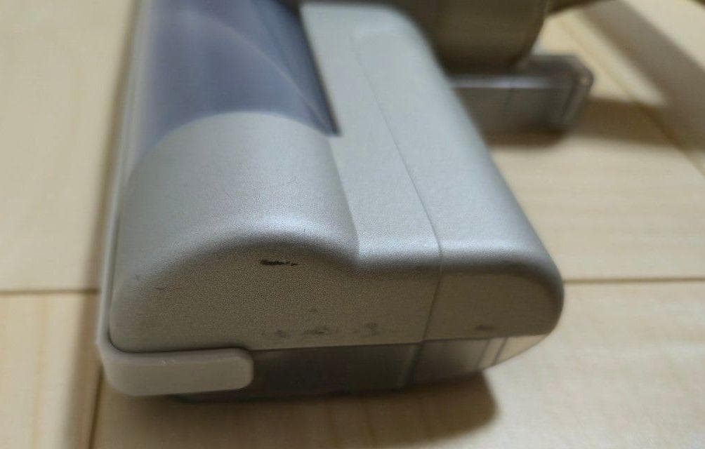 アイリスオーヤマ 充電式スティッククリーナー ゴミ回収ドック付き