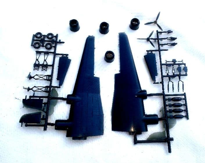 レベル 1/72 Focke-WuIf Fｗ 200C CＯＮDＯR