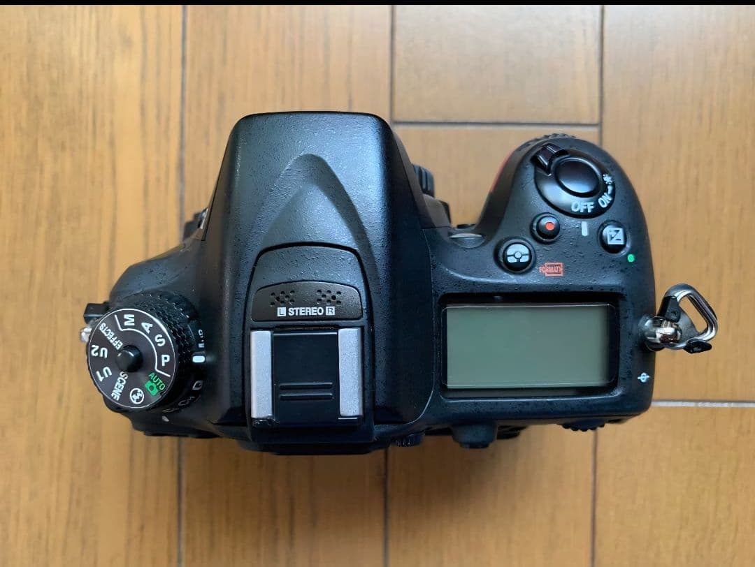Nikon D7100 ボディ + WU1-s 付属品+レンズ付き