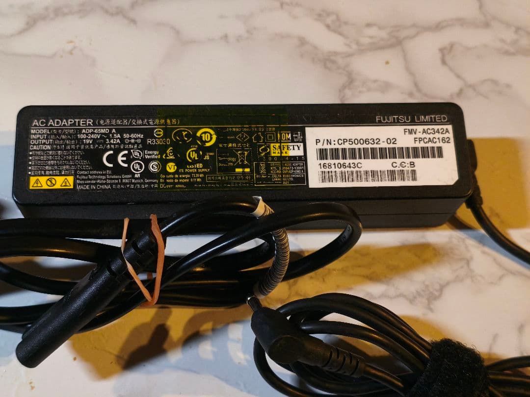 4GB/SSD128GB Windows11タブレットPC フルHD/AC有り