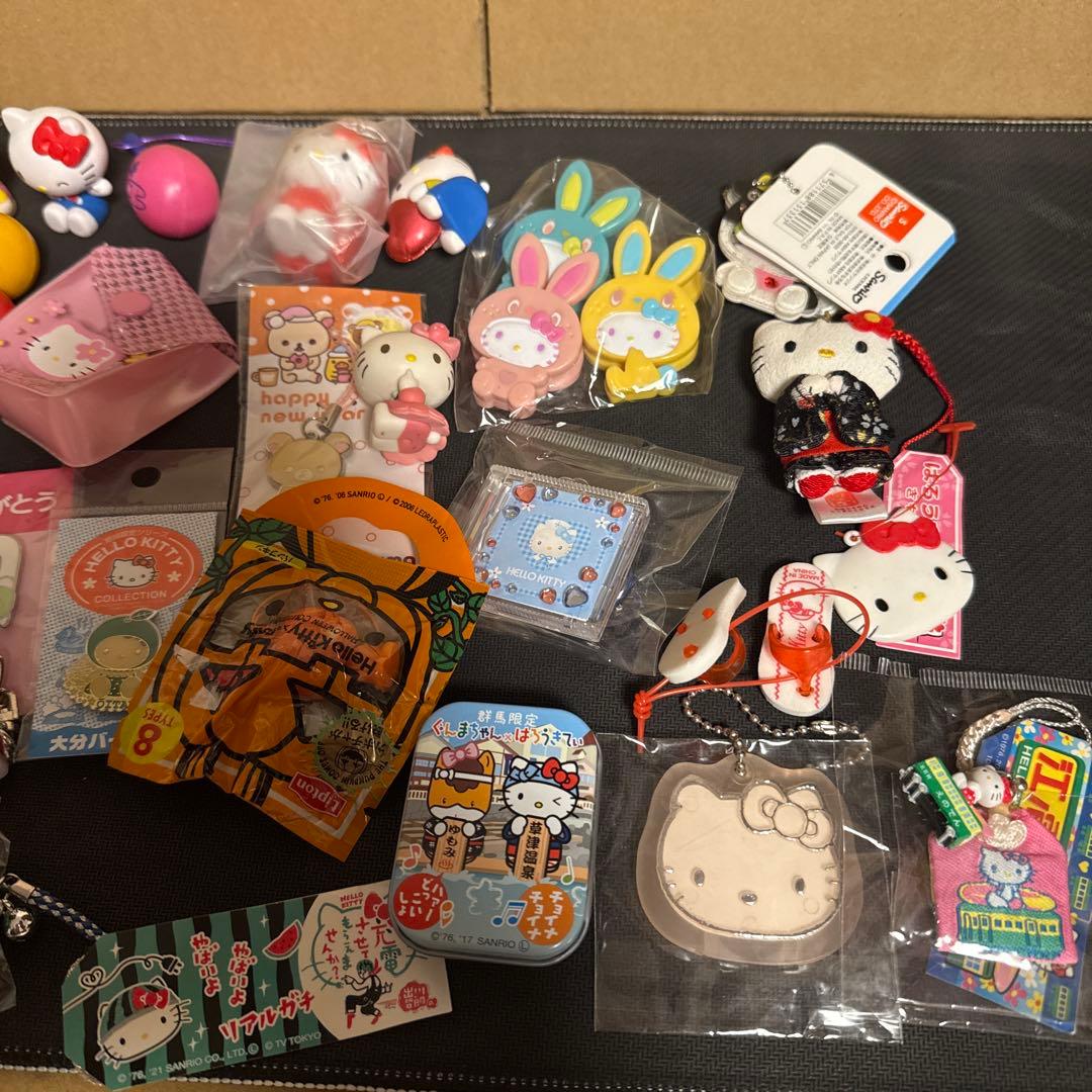 サンリオ　ハローキティ グッズセット まとめ売り　ストラップ　ペン　雑貨
