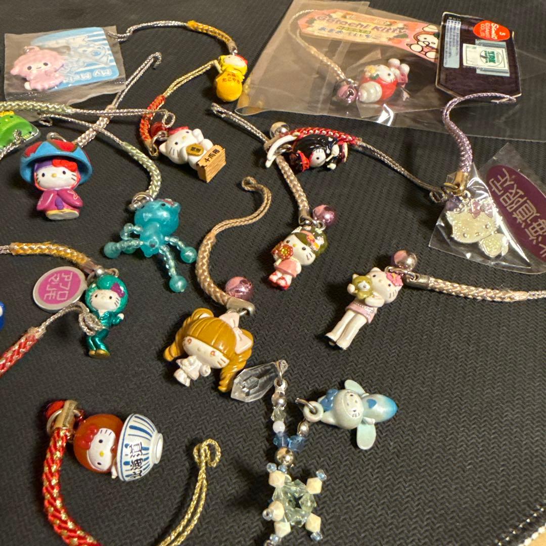 サンリオ　ハローキティ グッズセット まとめ売り　ストラップ　ペン　雑貨