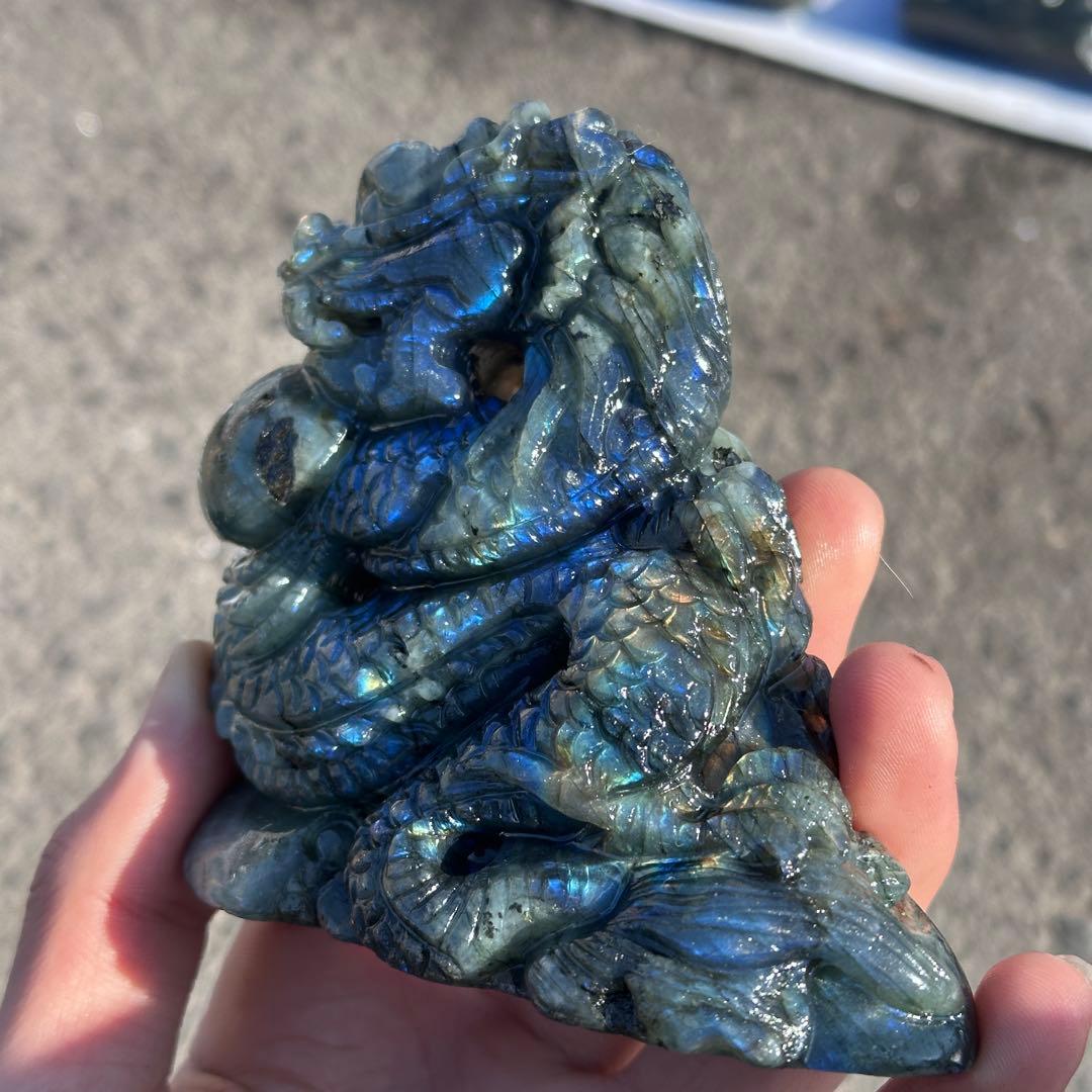 天然石ラブラドライトの龍　置物　彫り物G.252