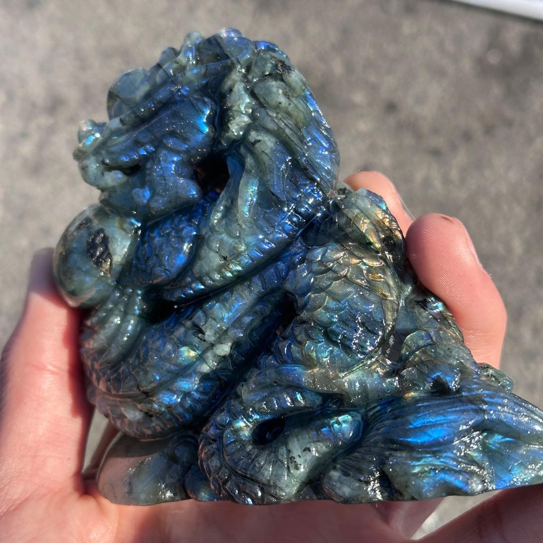 天然石ラブラドライトの龍　置物　彫り物G.252