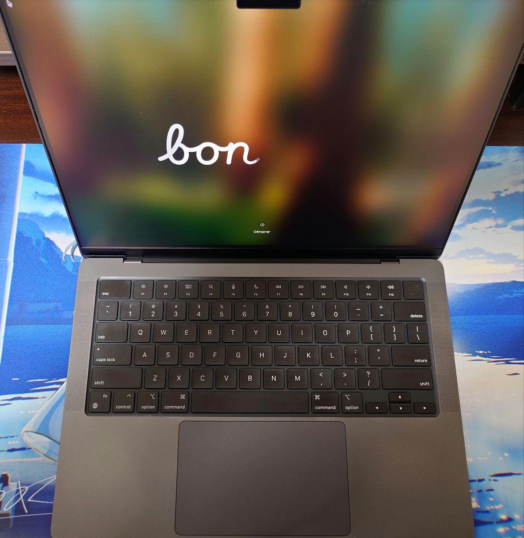 MacBook Pro 14インチ M3 Pro 18GB 512GB US配列